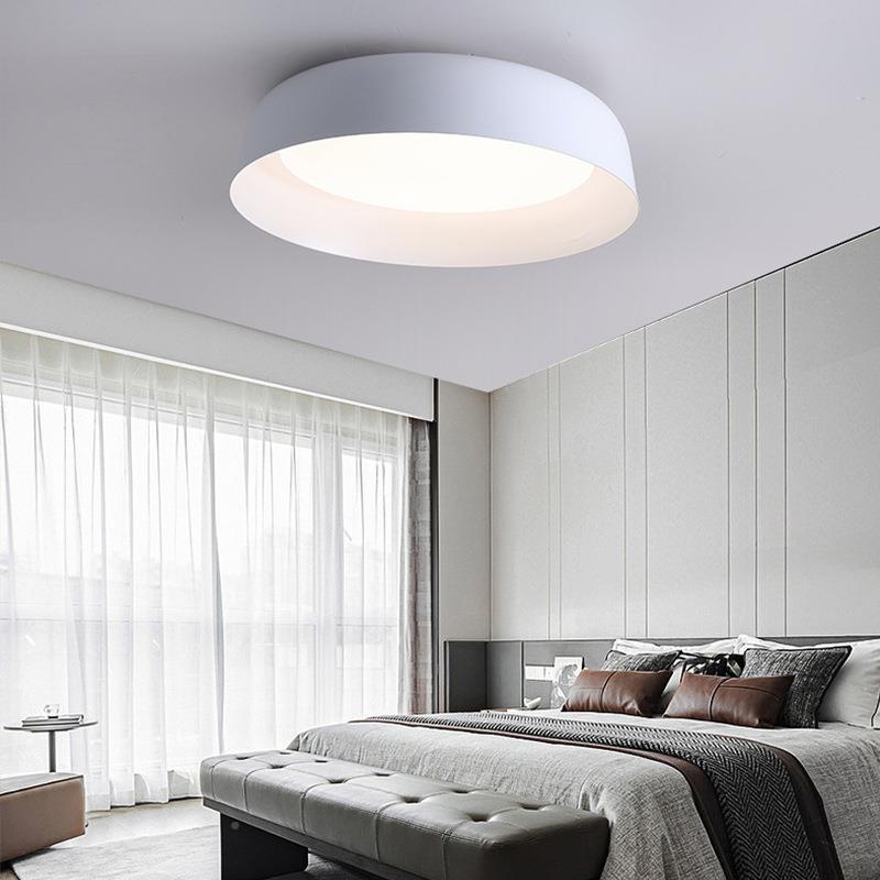 代北欧简卧吸顶灯圆形室现主卧灯JOV设计师款灯具胡桃木色书约房