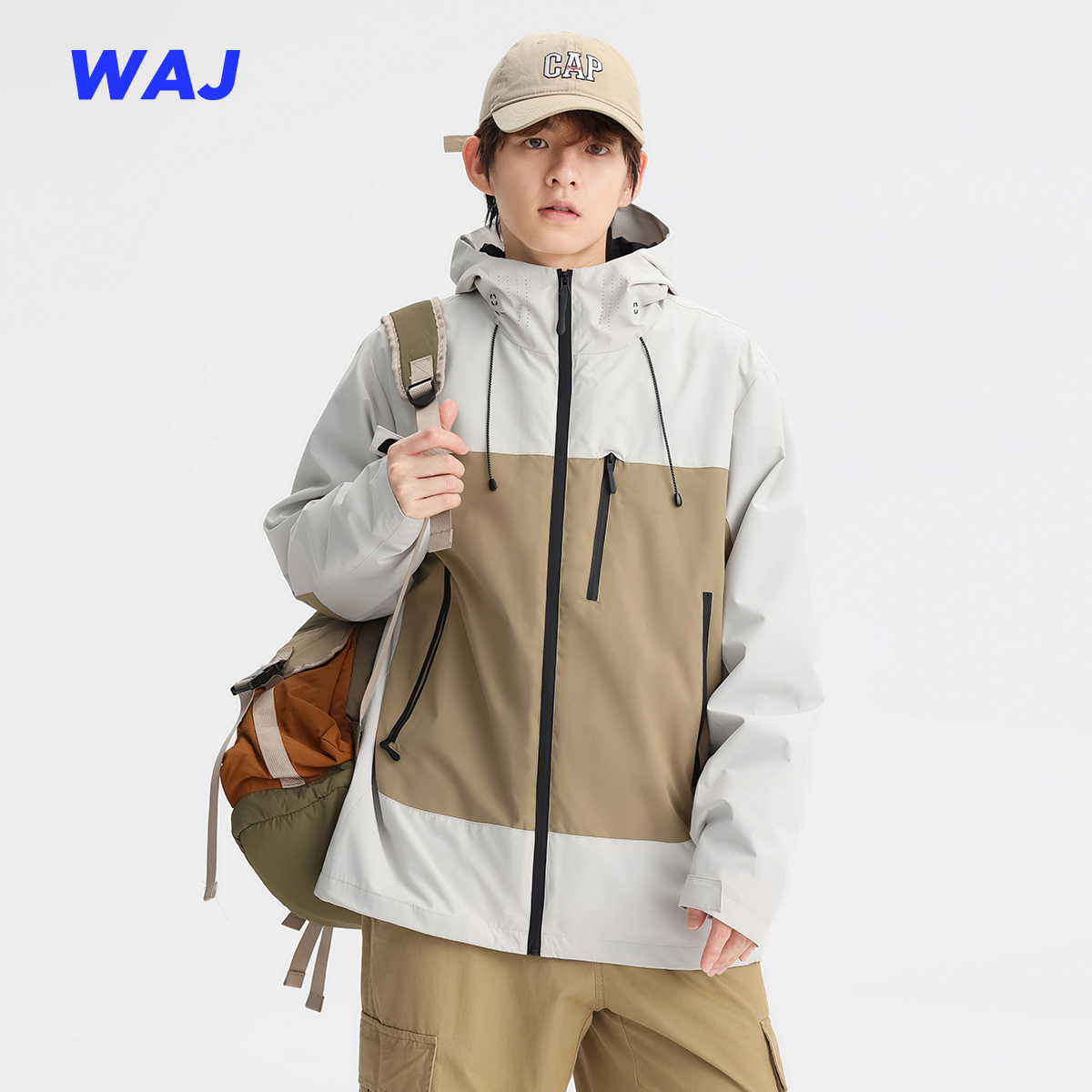 三防速干冲锋撞色大口袋登山服