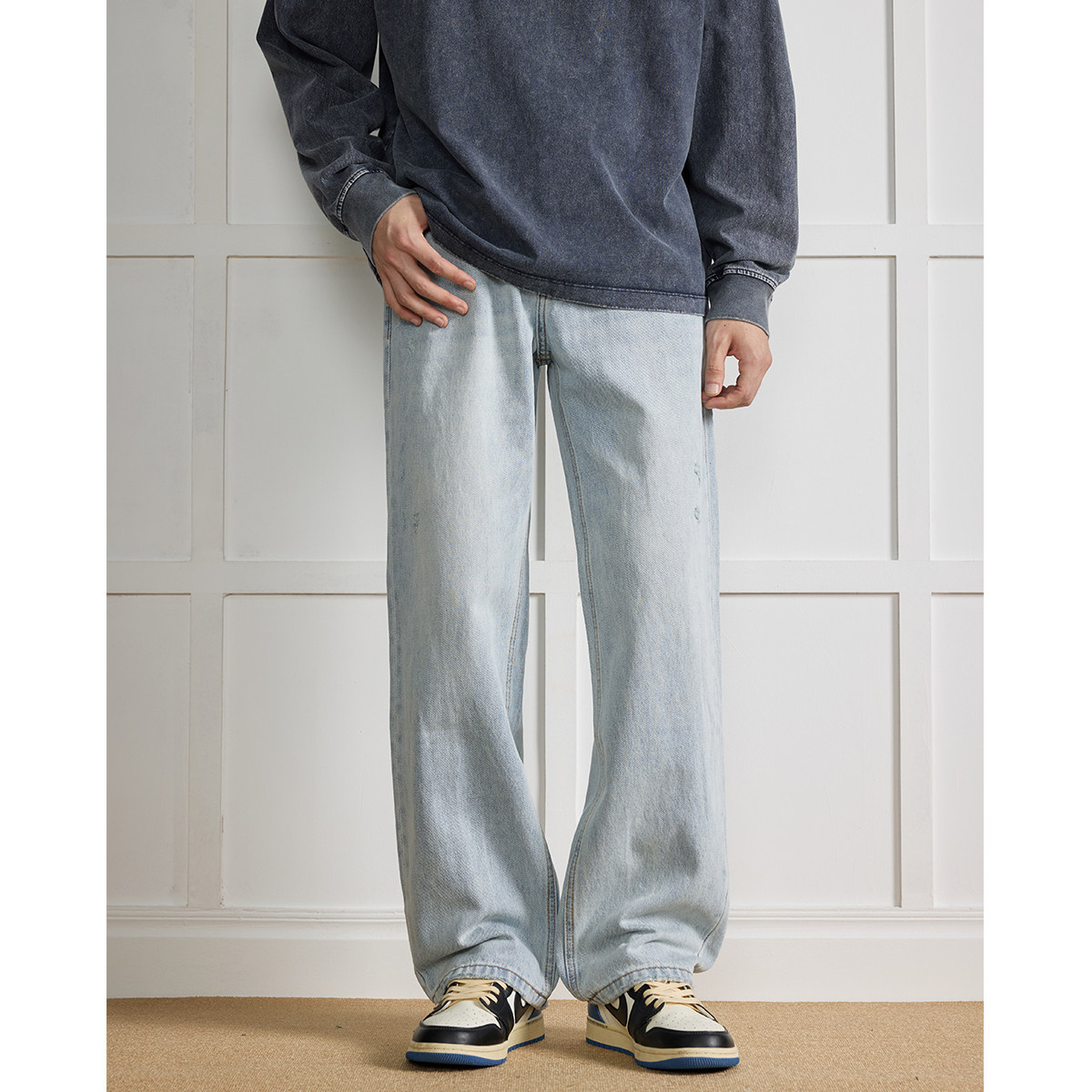 日系简约磨破水洗浅色百搭牛仔裤