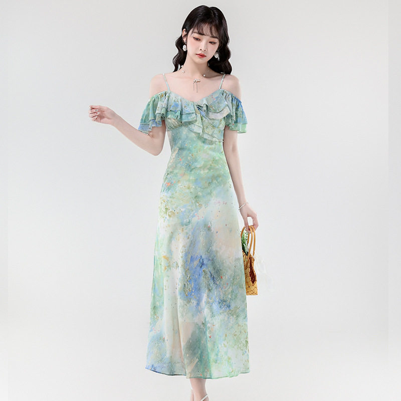 2026夏季新款雪纺印花连衣裙短袖荷叶边一字肩露肩度假风仙女裙女