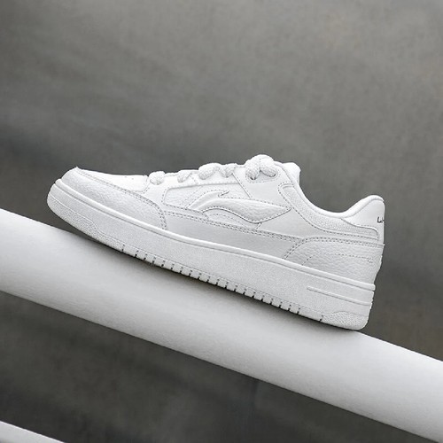 李宁板鞋男款正品天迹时尚舒适百搭小白鞋防滑减震轻便运动休闲鞋