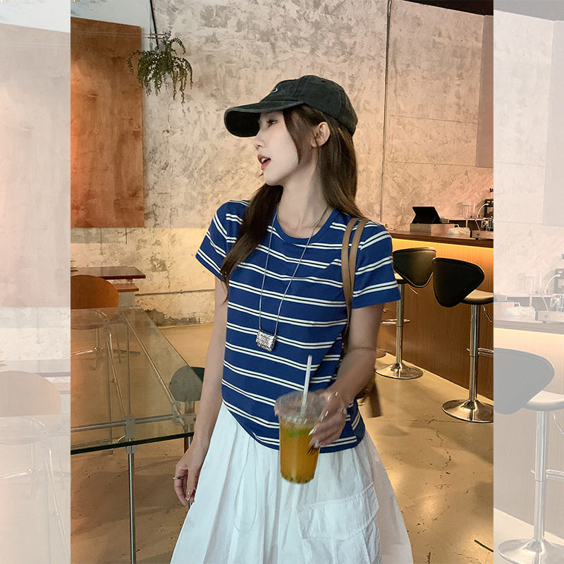 休闲蓝白条纹短袖T恤女2025夏季新款宽松显瘦小个子百搭圆领上衣