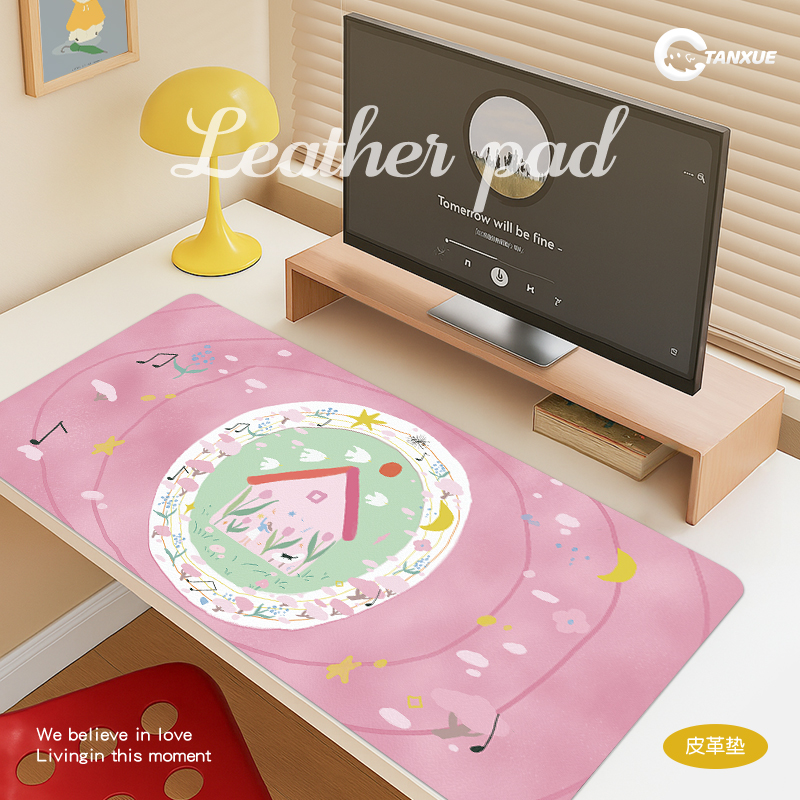 春日来信鼠标垫女生高级感电脑桌垫游戏pvc垫办公书房防水键盘垫