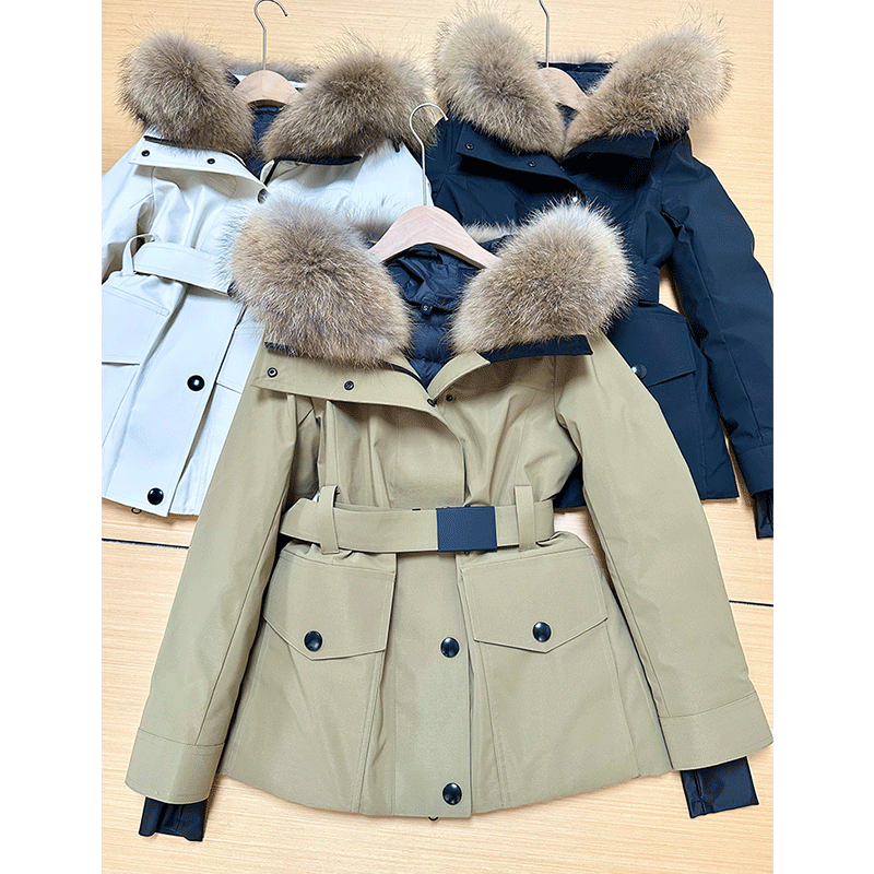 高端户外运动工装棉服女