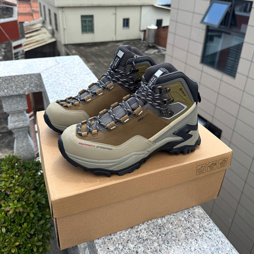 MT5男士户外防水徒步登山鞋
