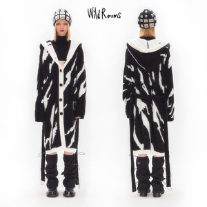 WildRooms设计师款冬日狂想曲男女黑白半边绒连帽中长款家居睡袍