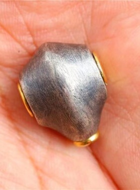 S925纯银工艺文玩柏香籽尺寸菩提银骨头佛头三通文玩手串配饰吊饰