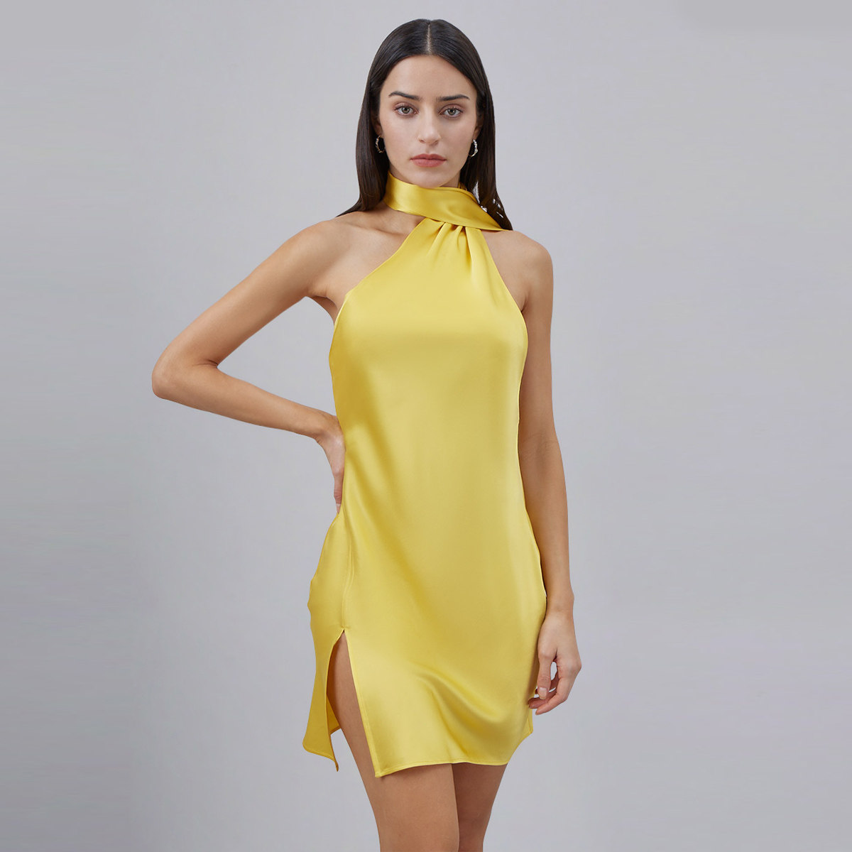 Silk Maison丝带露背短款连衣裙女士修身挂脖短款连衣裙真丝短裙