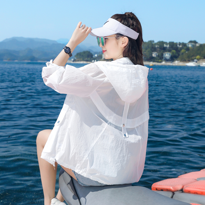 防晒服女款2024新款夏季薄款女士开衫大码短外套时尚透气防晒衣女