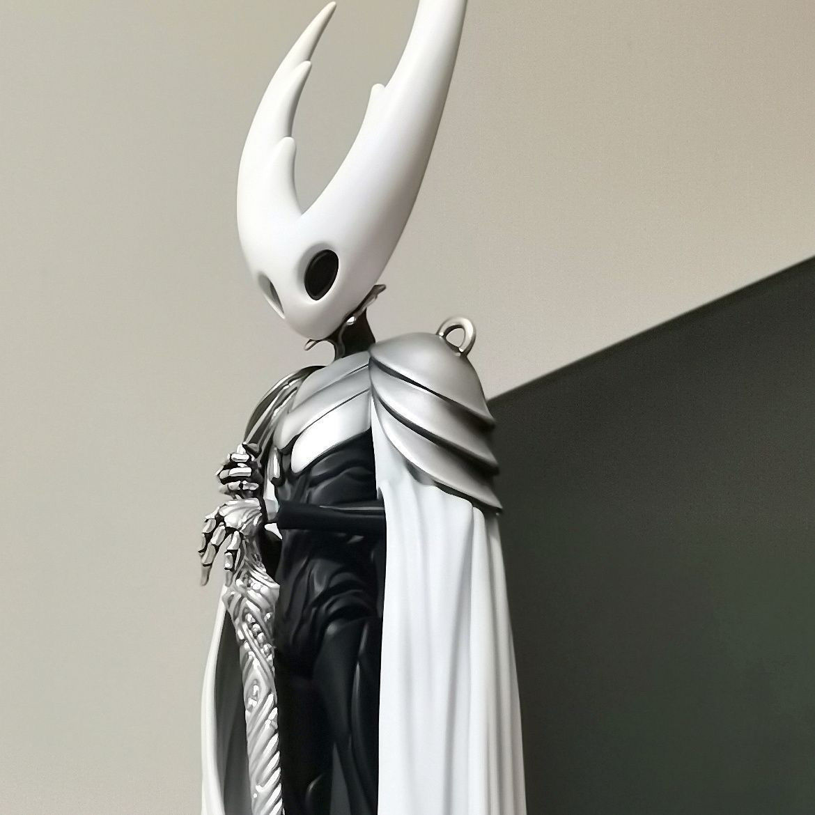 空洞骑士苍白王子手办桌面摆件
