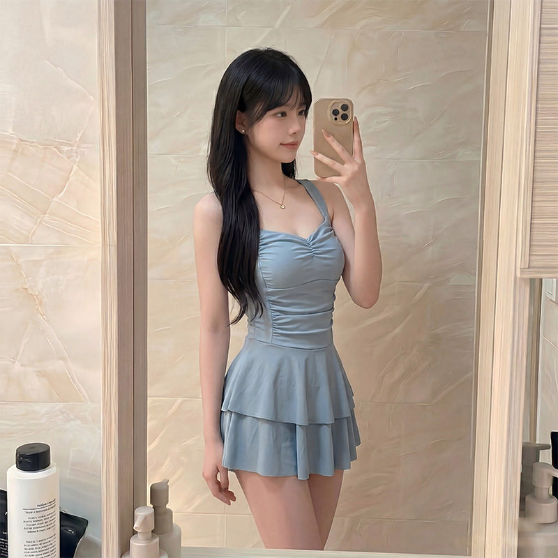 连体裙泳衣小胸仙女纯色可爱吊带纯欲百褶聚拢度假泳衣女微胖遮肉
