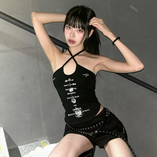 jazz爵士辣妹黑色挂脖吊带背心女字母印花交叉性感跳舞短款上衣