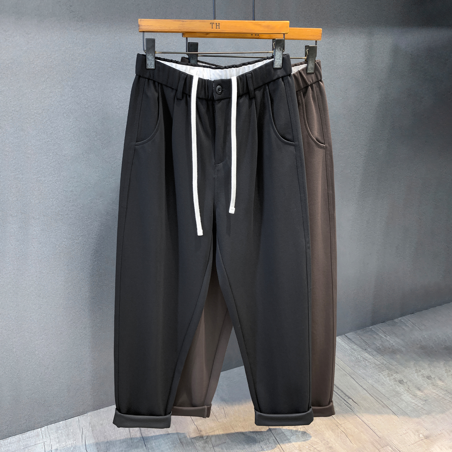 极简风百搭高端轻熟复古休闲裤男