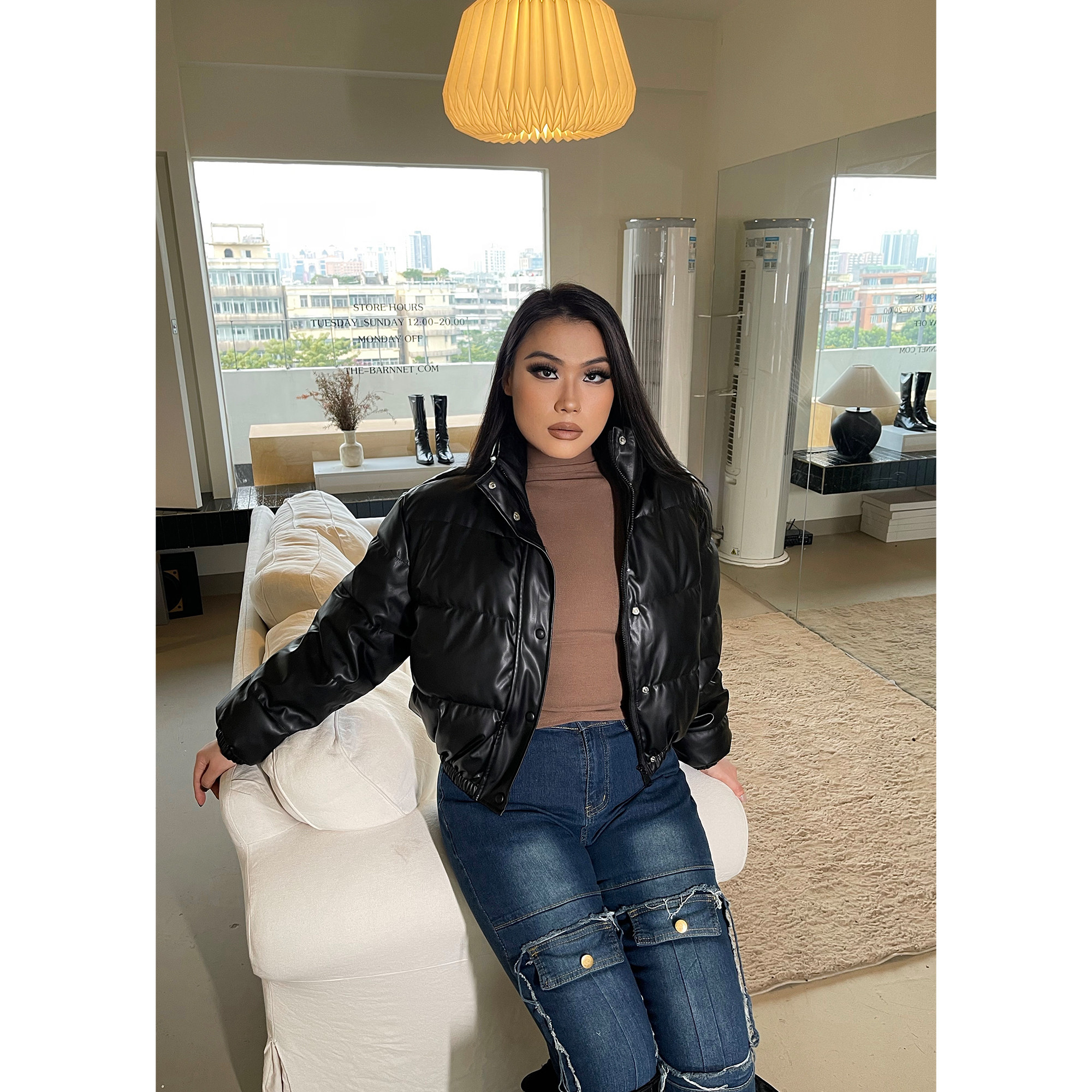 南黑微胖mm美式短款黑色羽绒服女秋冬新款修身复古立领面包服外套