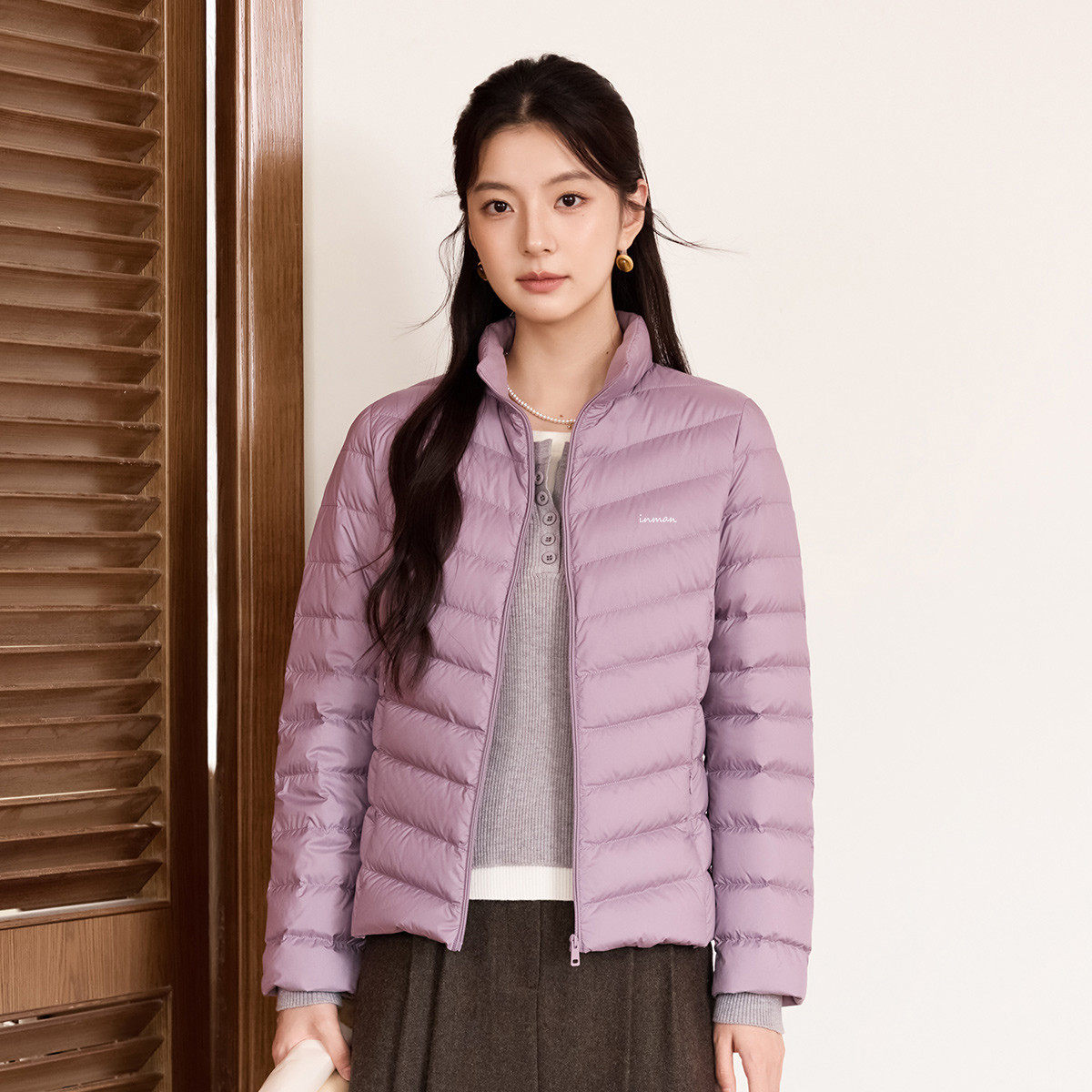 茵曼2025冬季新款长袖轻薄鸭鸭羽绒服女短款内搭上衣修身马夹外套