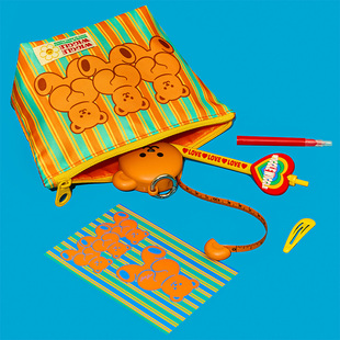 wigglewiggle化妆收纳包新款高颜值精致零钱包外出旅游便携化妆包