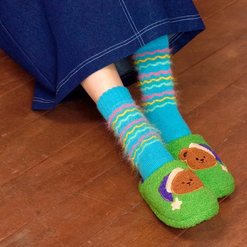 情侣毛绒拖鞋wigglewiggle防滑