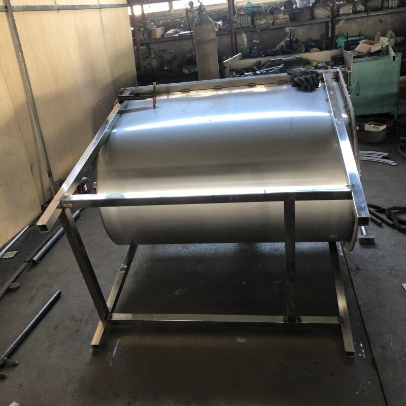 自吸式秸秆混合搅拌机 农作物秸秆饲料搅拌机 广东麸皮混料机