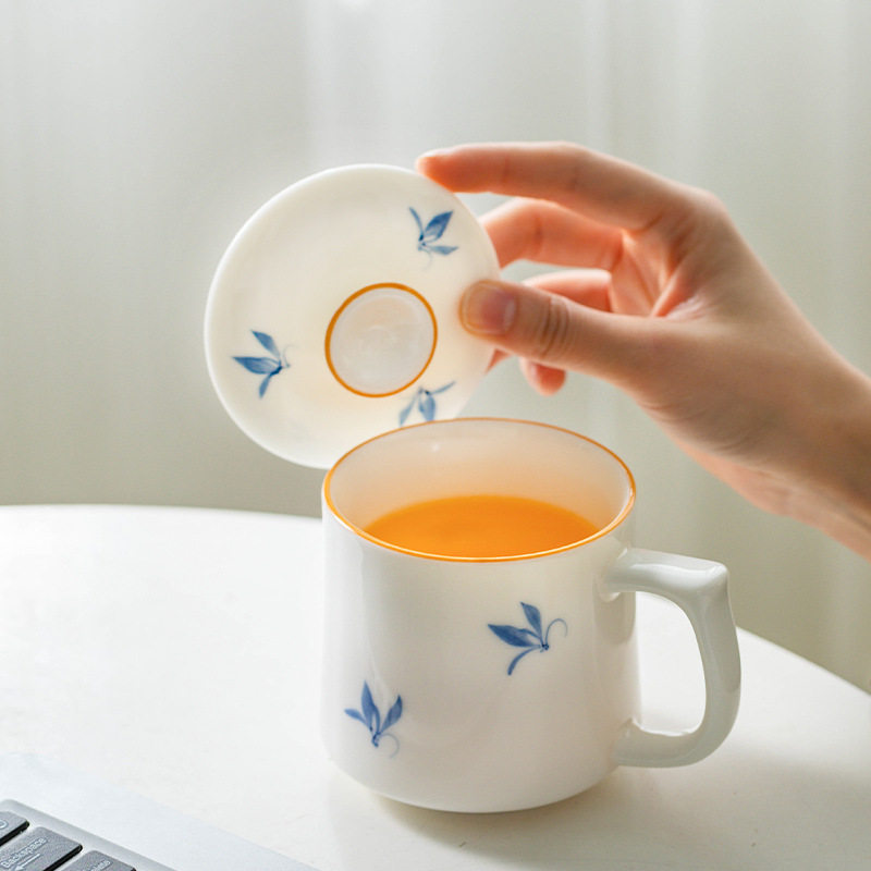 陶瓷茶杯手绘蝴蝶兰花马克杯带盖杯子家用喝茶杯办公室水杯泡茶杯