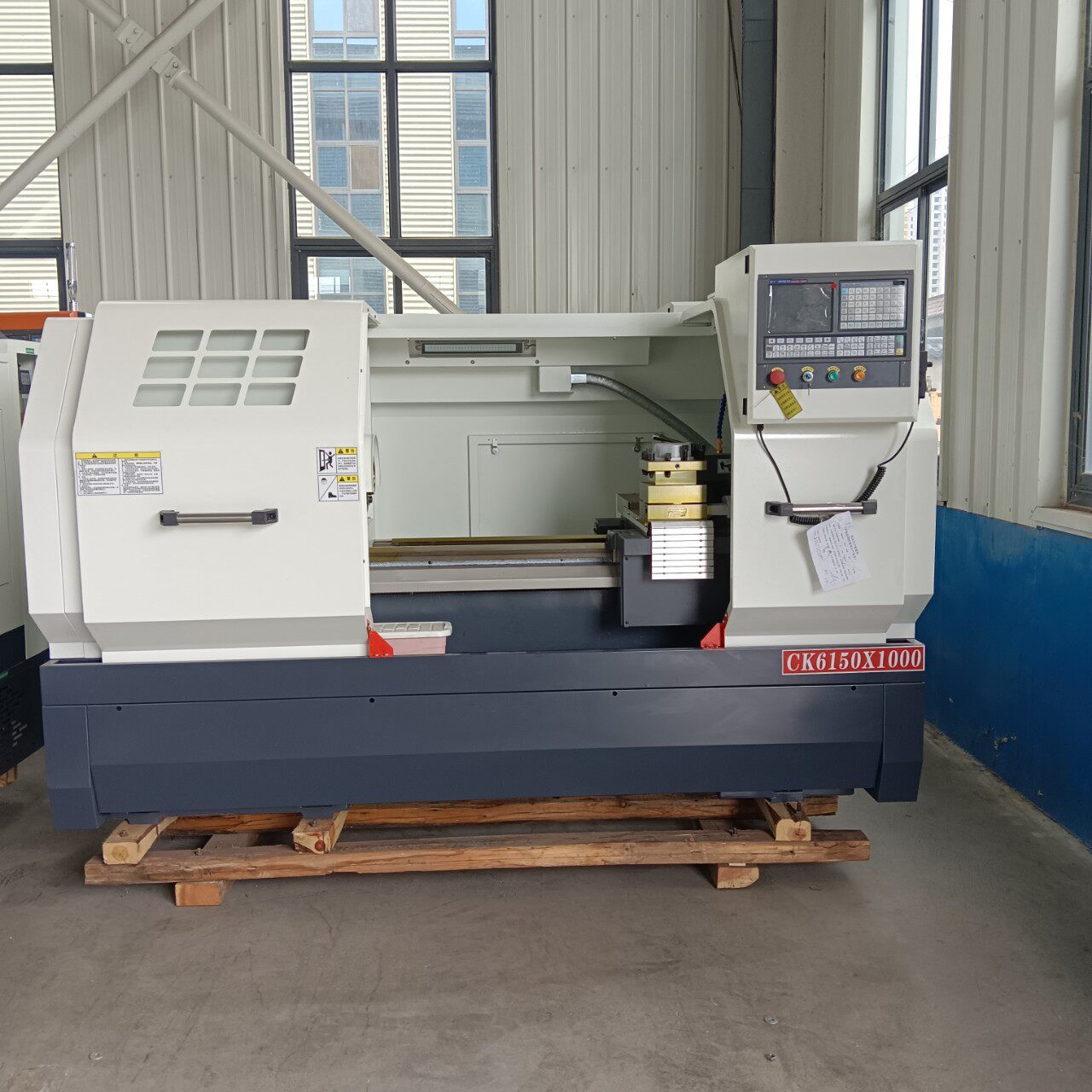 东奥机床数控车床CNC-CK6150三档无极变速