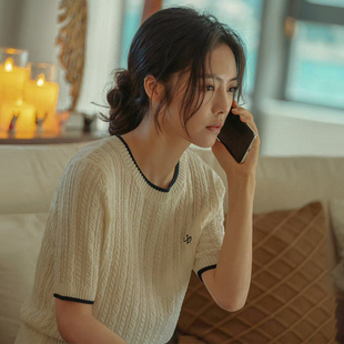 婚内婚外宁悦同款蔡文静字母圆领米白色毛衣针织衫T恤女短袖春夏