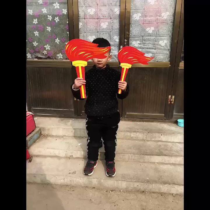 运动会火炬道具手持出场幼儿园开幕式入场手拿花创意仿真火把舞蹈