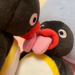 pingu企鹅吐舌头小玩偶演我的一天搞怪抽象毛绒玩具公仔精神出走