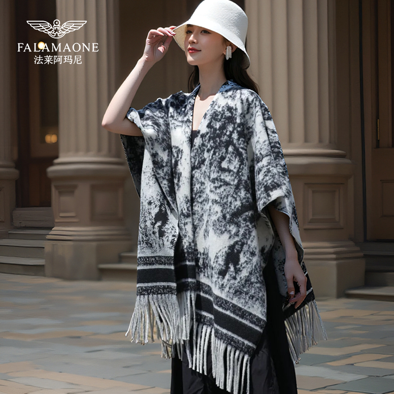 法莱阿玛尼披肩外搭女2025新款仿羊绒围巾加厚披风斗篷轻奢高级感