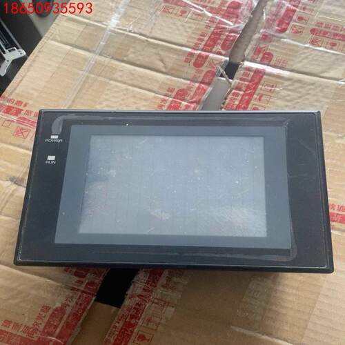 欧姆龙触摸屏NT31C-ST141B-EV2，通电显示如图，