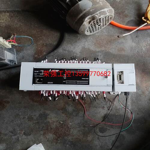 【荣强工控】三菱FX5U-64MT/ES+FX5-40SSC-S