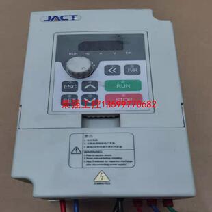 【荣强工控】艾克特AT100-S2-1R5G变频器。220伏1.5千瓦。