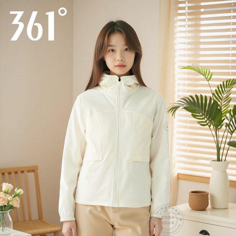 361秋季新款运动风衣女562532607