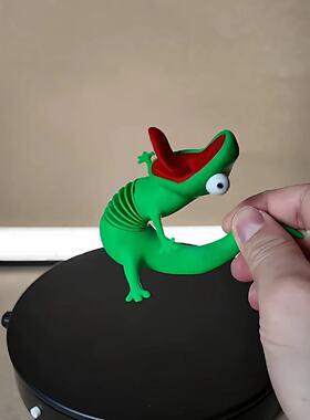 绿蜥蜴汤姆周边3d打印河狸变身计划弹簧解压玩具桌面搞笑汽车摆件
