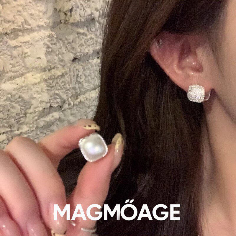 法国设计师MAGMOAGE镶钻耳环