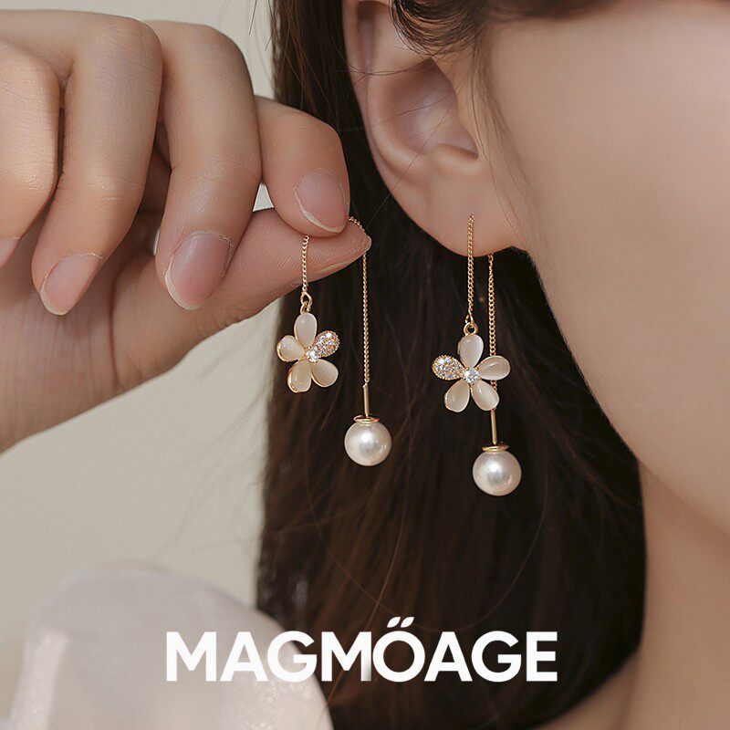 法国设计师MAGMOAGE花朵耳线
