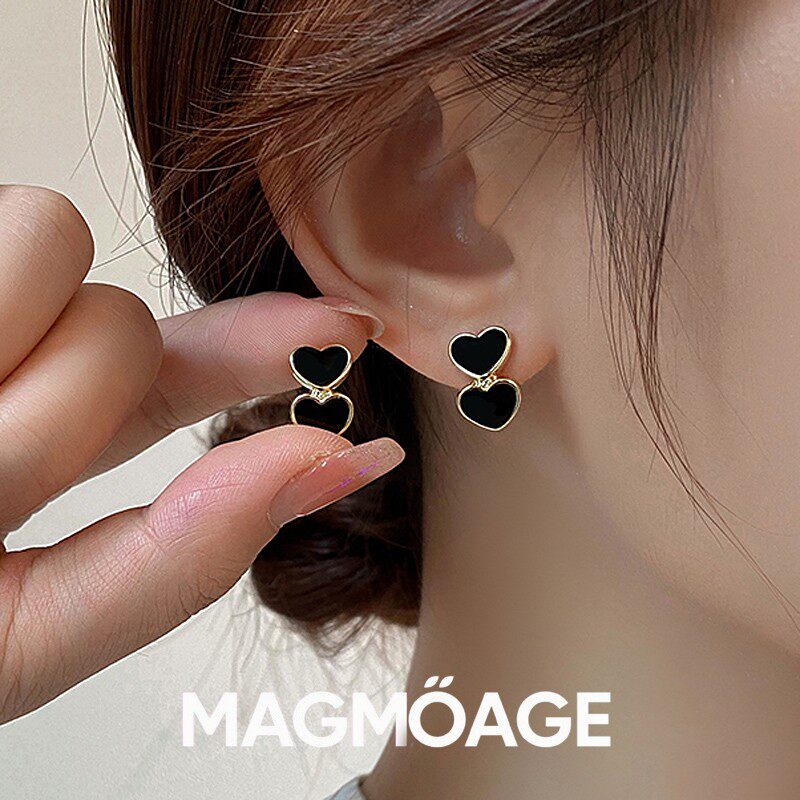 法国【设计师】MAGMOAGE黑色爱心耳环?小众高级感气质名媛耳扣女