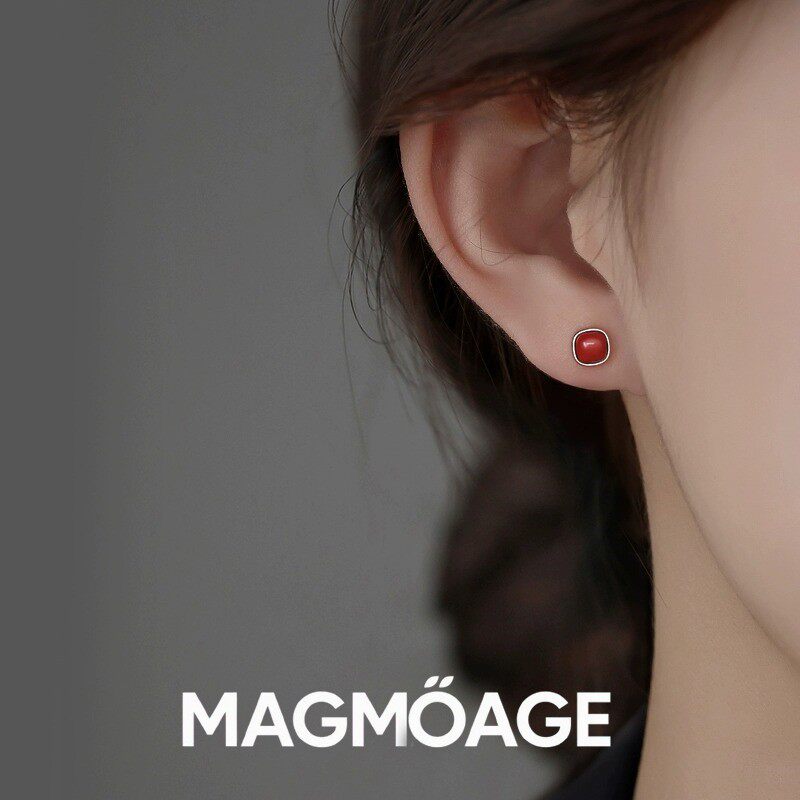 法国MAGMOAGE红色朱砂耳环