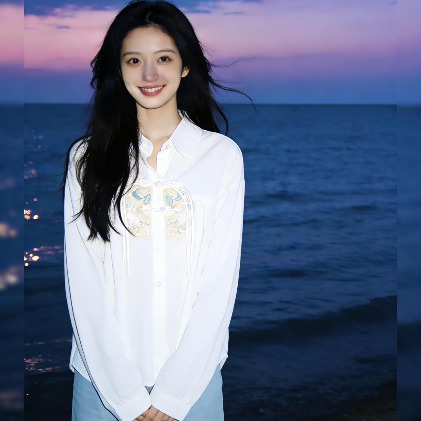 新中式国风刺绣衬衫女夏季新款高级感复古盘扣宽松显瘦白色上衣