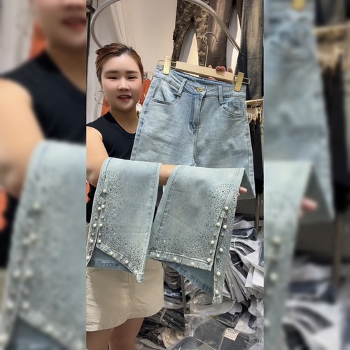 设计感重工烫钻蓝色牛仔裤女