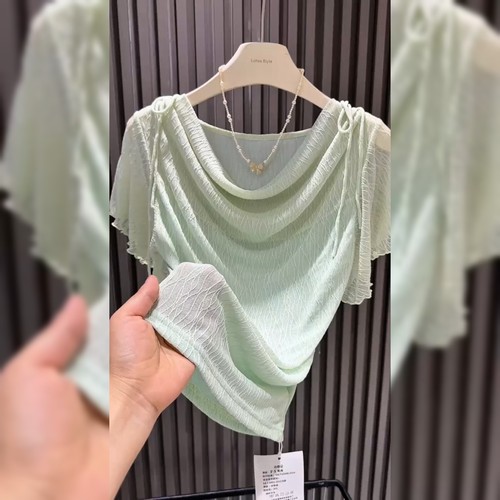 设计感荡领绿色上衣女