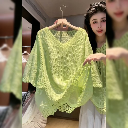 时尚慵懒风气质绿色衬衣女