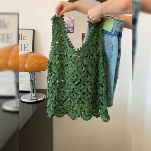设计感重工钩花绿色上衣女
