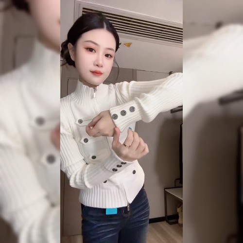 时尚立领白色针织上衣女
