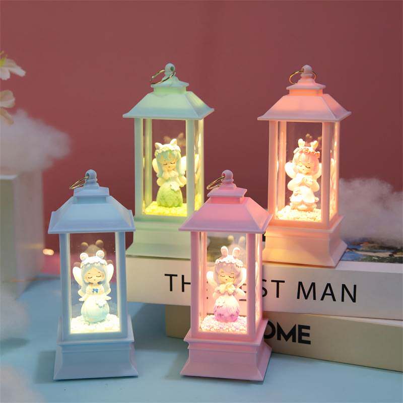 1224新款奇幻森林水晶灯摆件灯光发光电池供电家居卧室便捷小能手