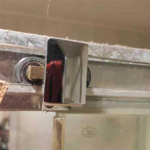 浴室淋浴房滑轮轨道圆弧形玻璃门移门滚轮双轮子老式五金配件全套