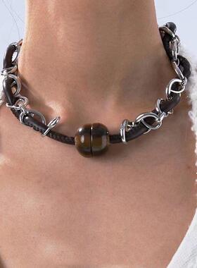 2022粉红色皮革绳拼接炼项炼Choker原欧洲，美国，日本和韩国小众