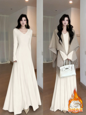 大衣内搭白色针织连衣裙女秋冬修身包臀鱼尾裙子长款冬季加绒加厚