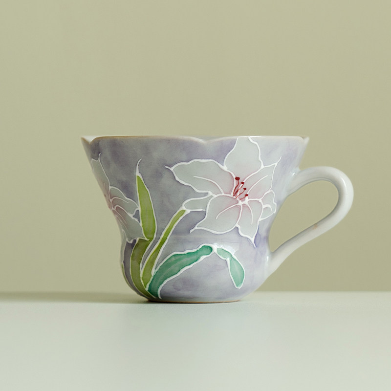 观策器隐陶瓷茶杯带把主人杯手绘百合芬芳家用品茗杯个人专用单杯