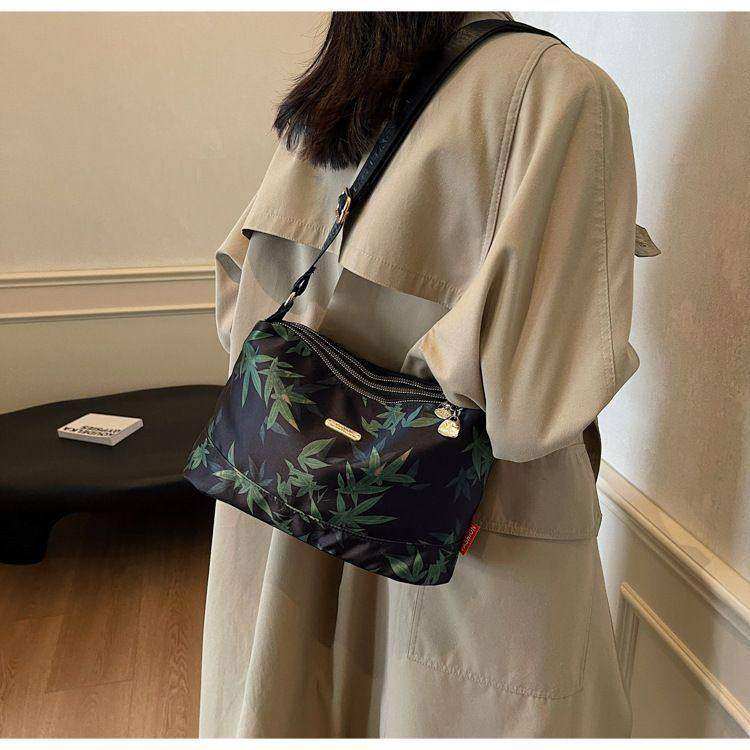 【新款】国风设计竹叶通勤女包2024秋冬新款休闲印花单肩斜挎包