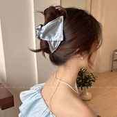 韩系缎面布艺抓夹女2025新款 高端发夹后脑勺盘发鲨鱼夹高级感发饰